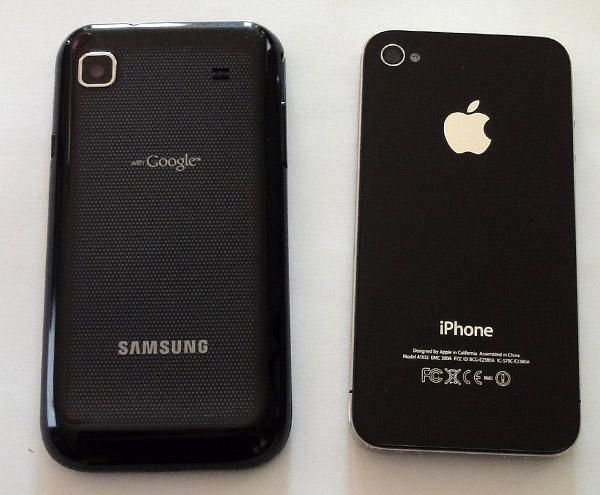 Samsung (on the left) and iPhone (on the right)